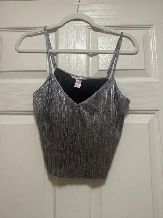 Victoria’s Secret Silver Shimmer Pleated Cami - Picture 4 of 10
